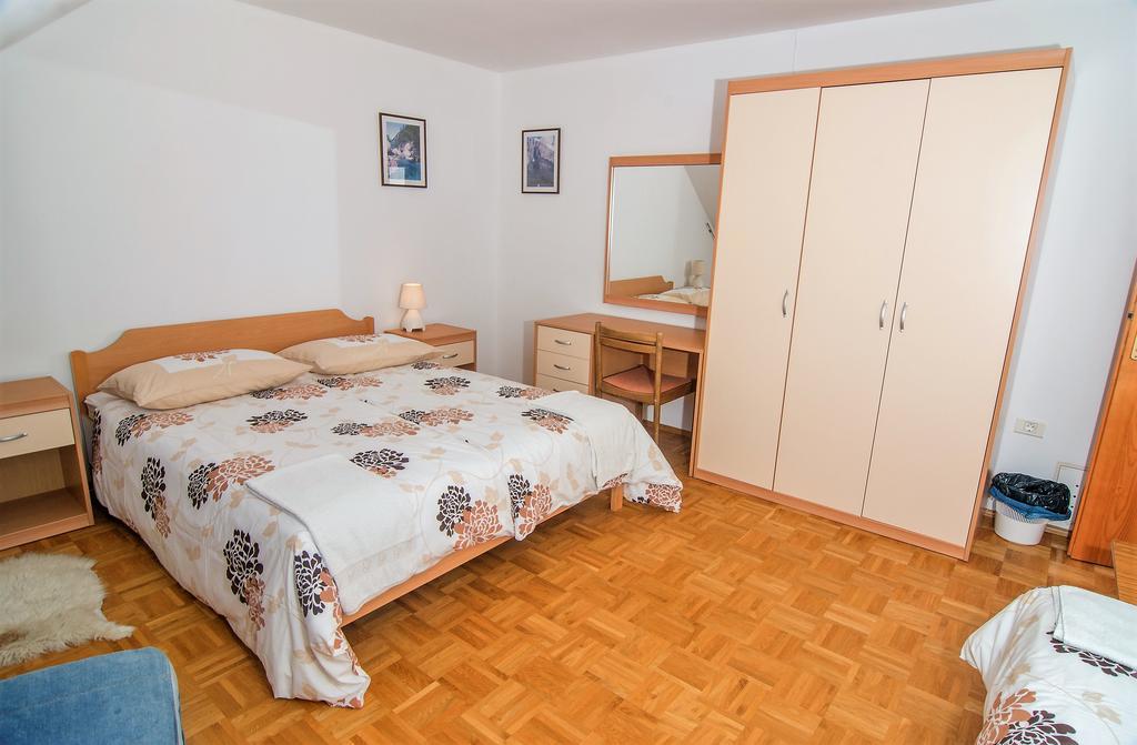 Apartments And Rooms Tajcr Бовец Экстерьер фото