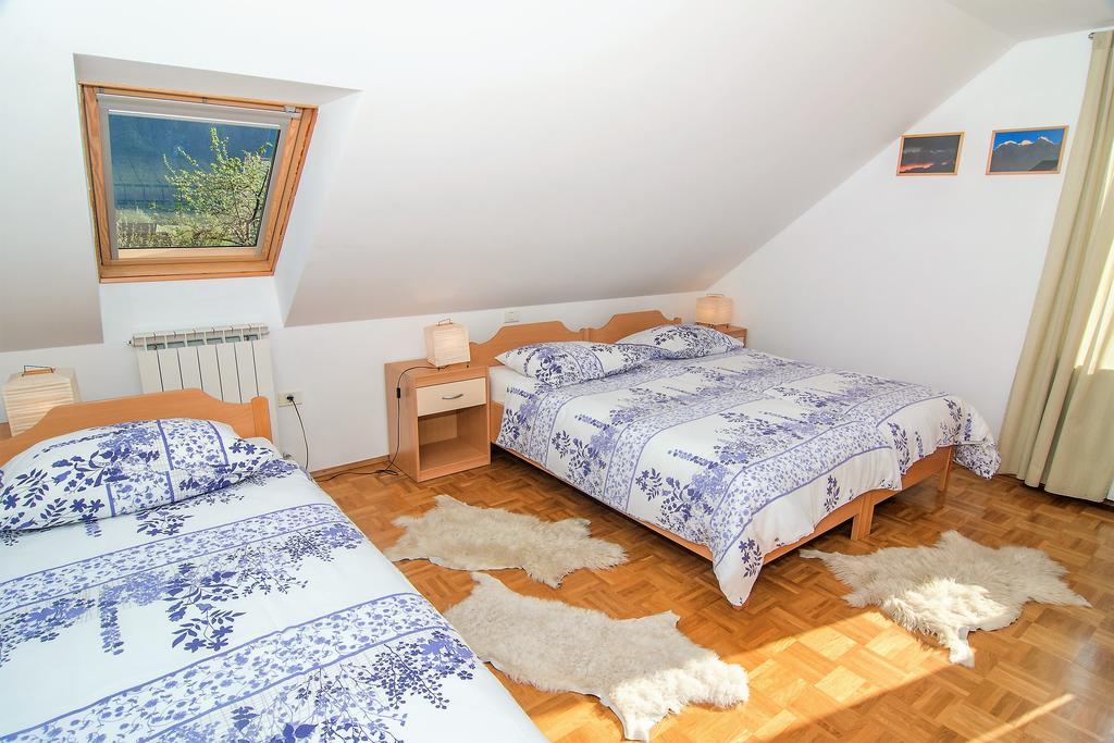 Apartments And Rooms Tajcr Бовец Экстерьер фото
